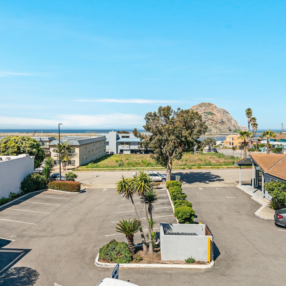 Pacific Shores Inn - photo 64