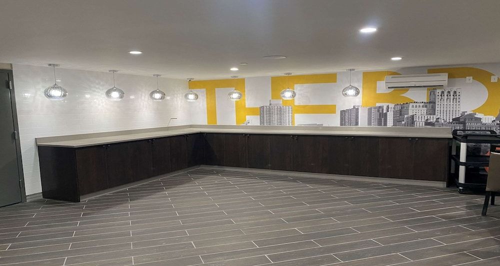 Best Western Plus City Line Hotel - photo 21