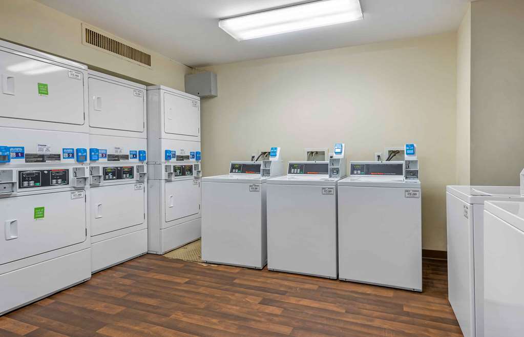Extended Stay America Suites Newark Woodbridge - photo 45