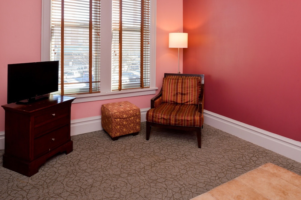 Montvale Hotel - photo 59