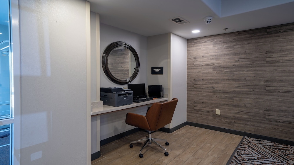 Candlewood Suites Baytown by IHG - photo 50