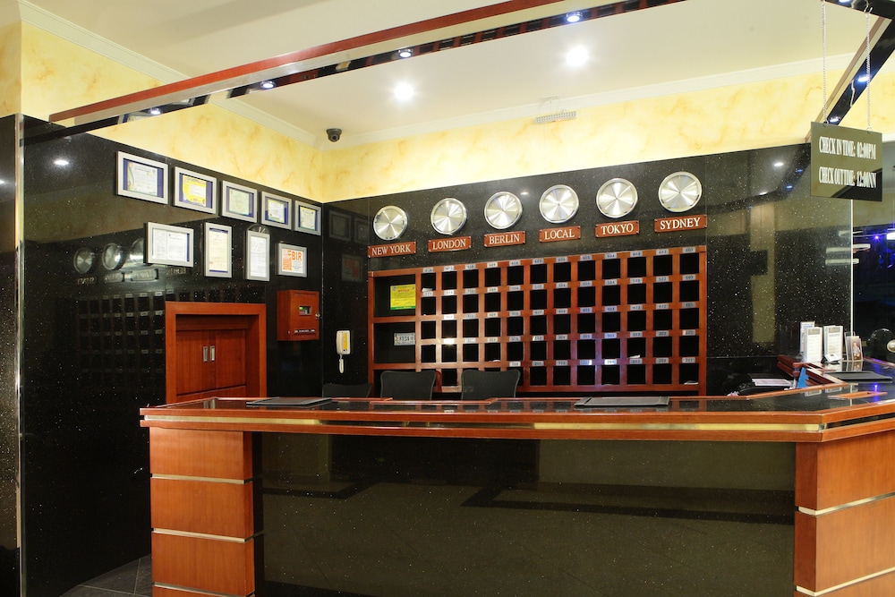 Queens Hotel — Angeles City — photo 3