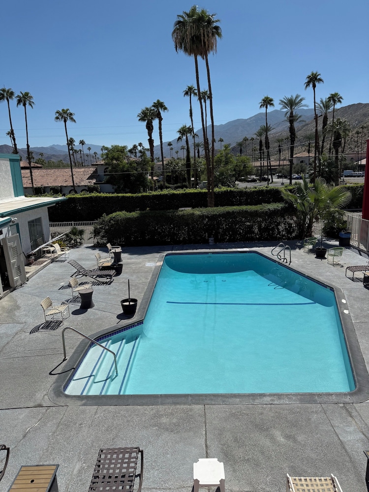 Delos Reyes Palm Springs - photo 24
