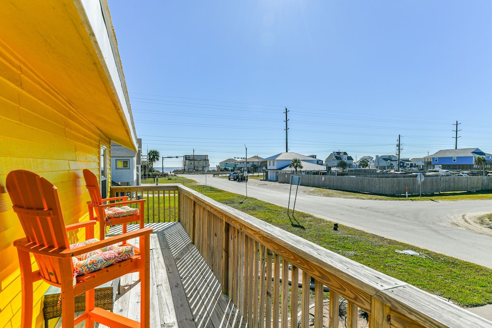Hello Sunshine by Ryson Vacation Rentals — 4-Star Luxury Hotel in Galveston, United States