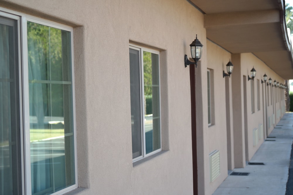 Chandler Inn - photo 2