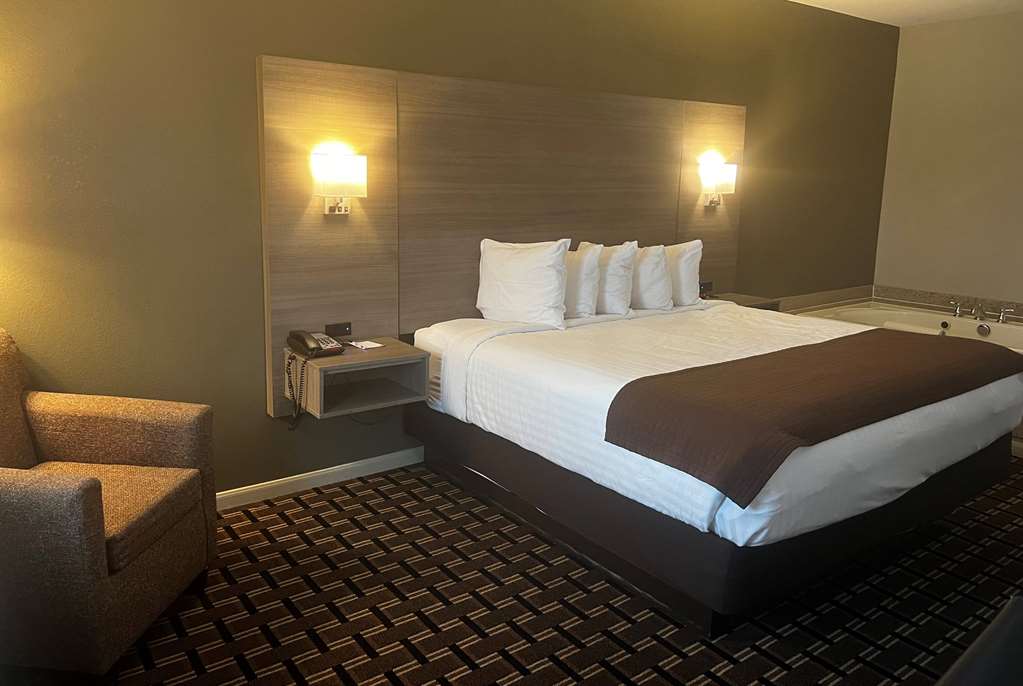 Baymont by Wyndham Columbus - photo 12