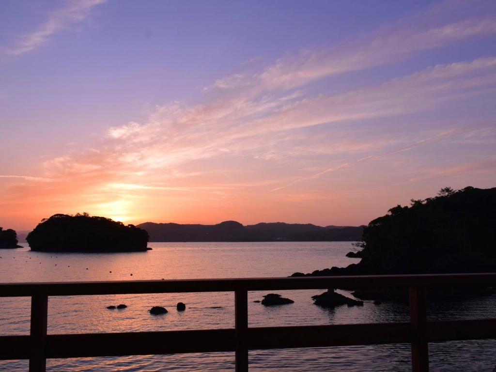 White House — 4-Star Luxury Hotel in Sasebo, Japan