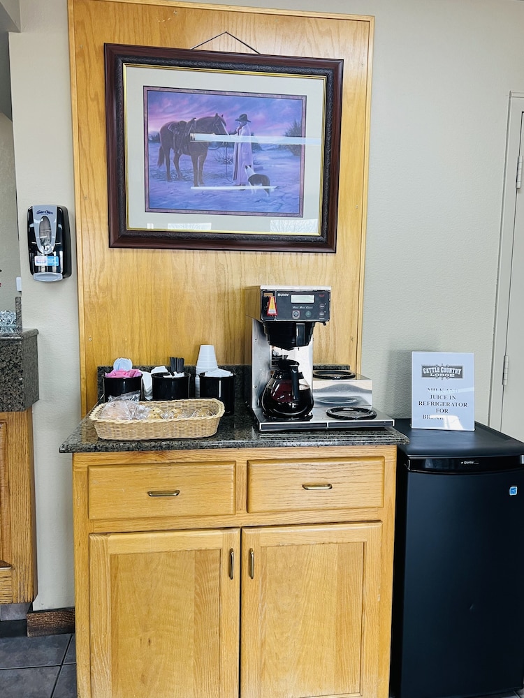 Cattle Country Lodge - photo 27