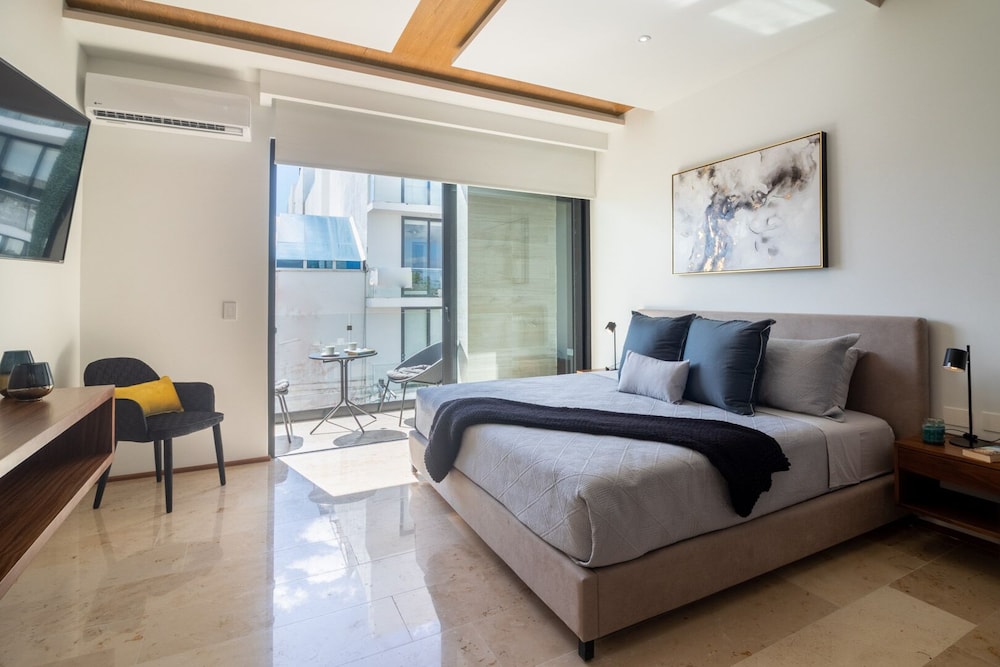 Menesse Midtown - carbon neutral hotel in Playa Del Carmen