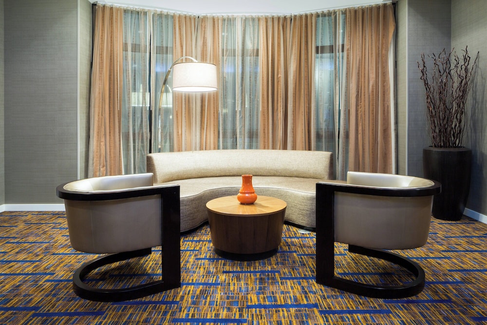 Courtyard by Marriott Houston by the Galleria - photo 2