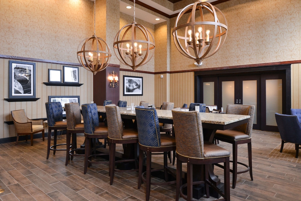 Hampton Inn & Suites Salisbury Fruitland - photo 34