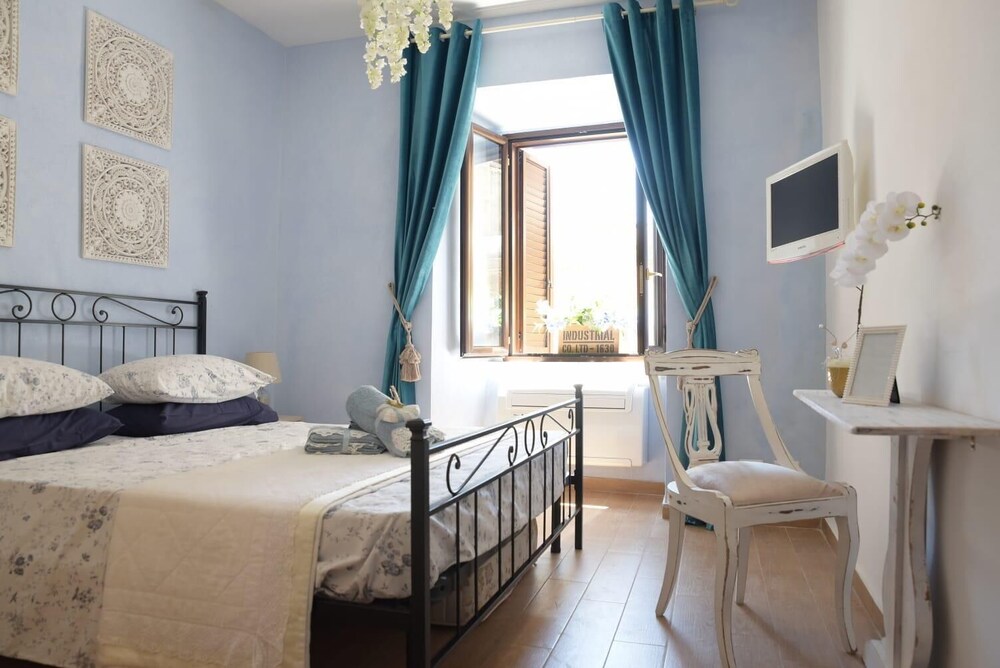 San Salvator Luxury Suites — hotel in Nettuno