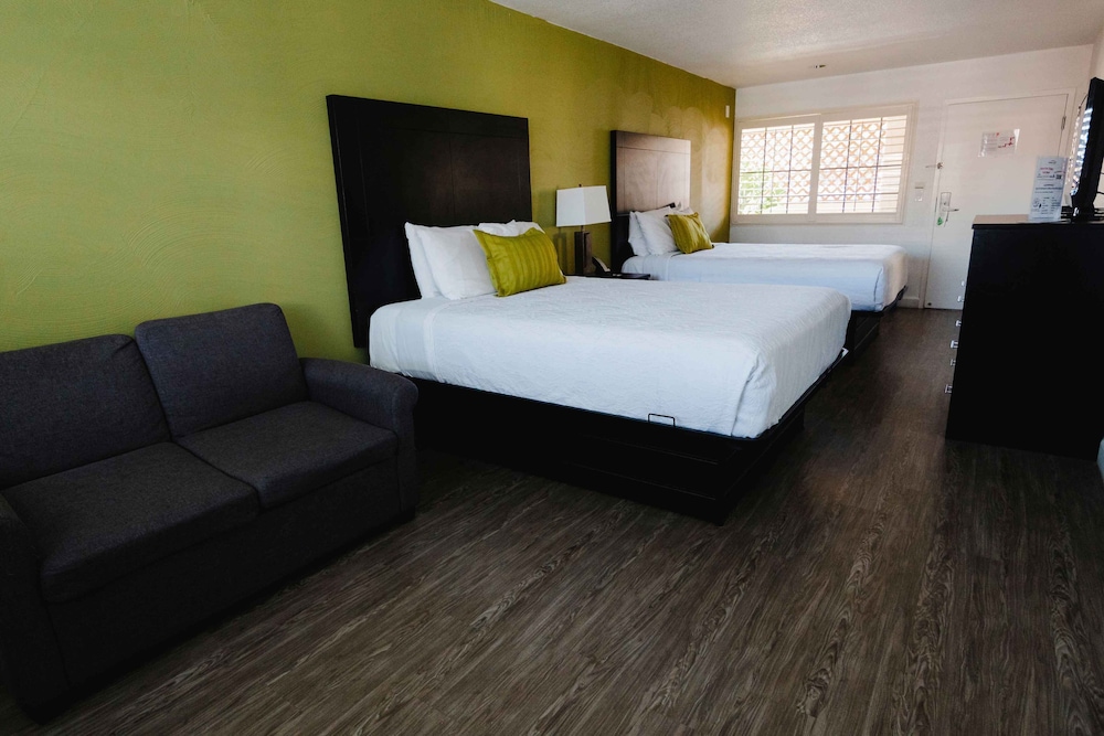 Old Town Western Inn & Suites - photo 14