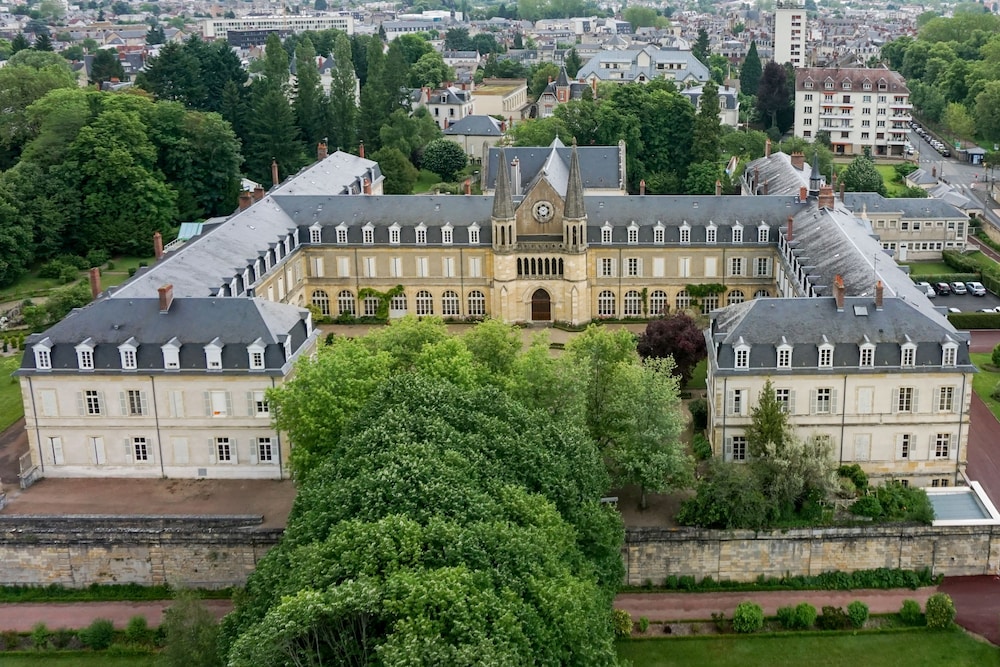 Espace Bernadette Soubirous Nevers — Nevers