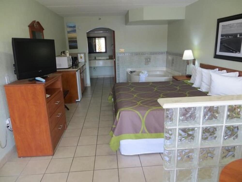 Super 8 by Wyndham South Padre Island - photo 28