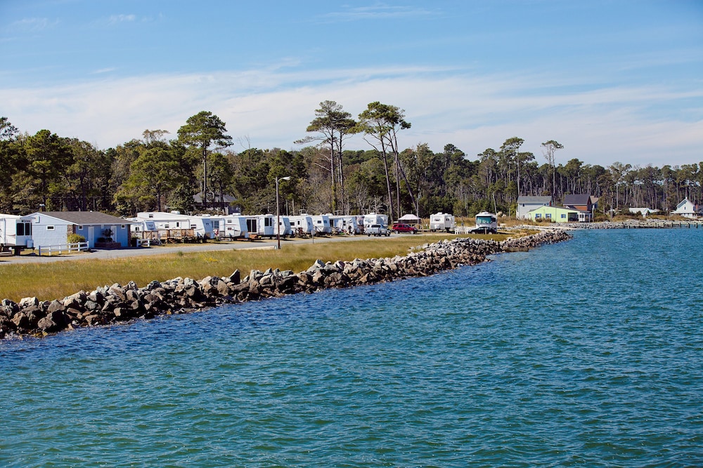 Sun Retreats Gwynn's Island - photo 17