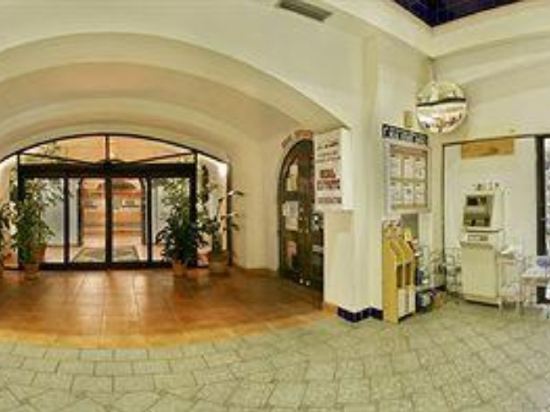 Hollywood Beach Resort Cruise Port Hotel - photo 15