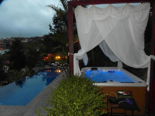 Dazk Golden Estate — Ribeira Brava