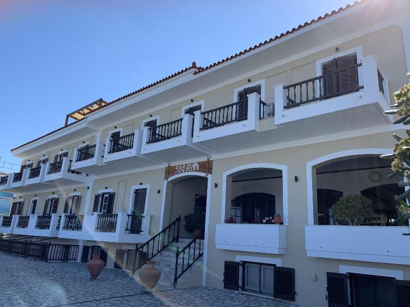 Sunrise Hotel - carbon neutral hotel in Samos
