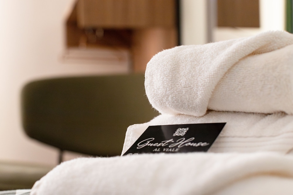 Guest House al Viale — 4-Star Luxury Hotel in Caltagirone, Italy