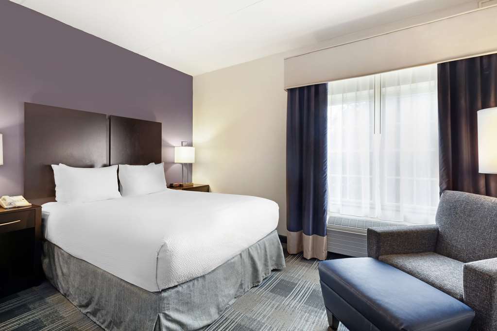 Best Western Hartford Hotel Suites — Hartford