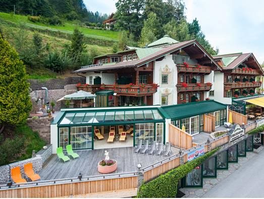 KERSCHDORFER wohlfühlhotel garni adults only - carbon neutral hotel in Kaltenbach