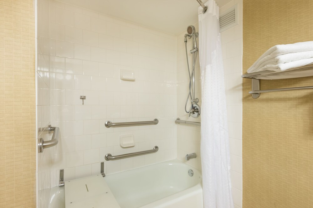 Holiday Inn Philadelphia Cherry Hill by IHG - photo 14