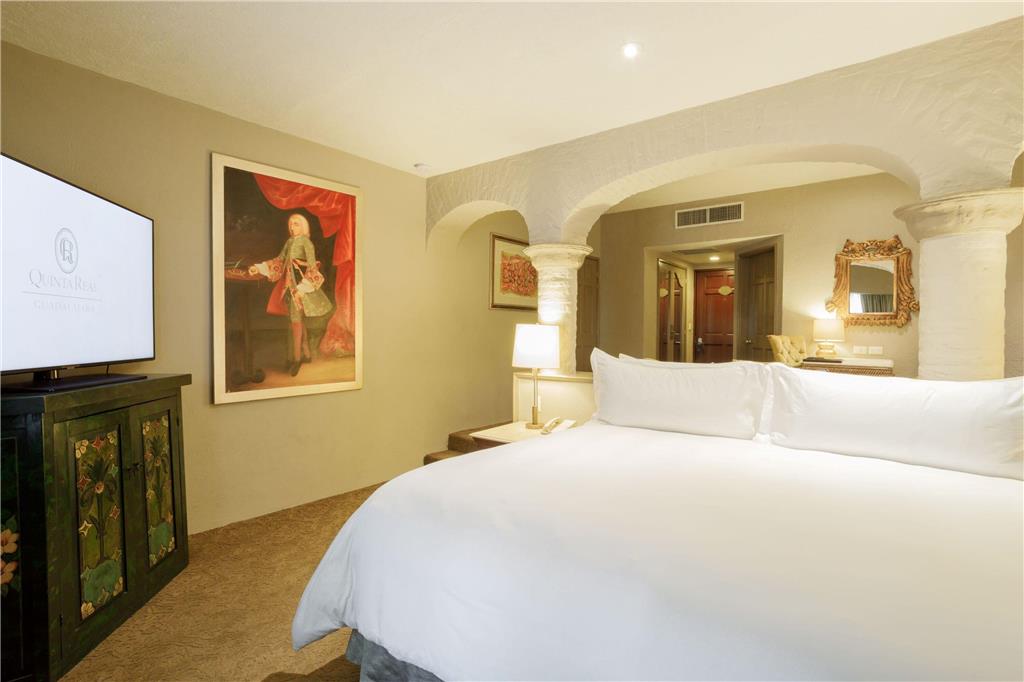 Governor Suite