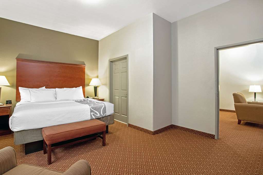 La Quinta Inn & Suites by Wyndham Fairfield TX - photo 40