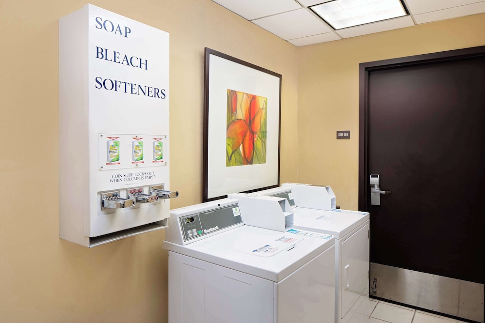 Hyatt Place Ontario Rancho Cucamonga - photo 18