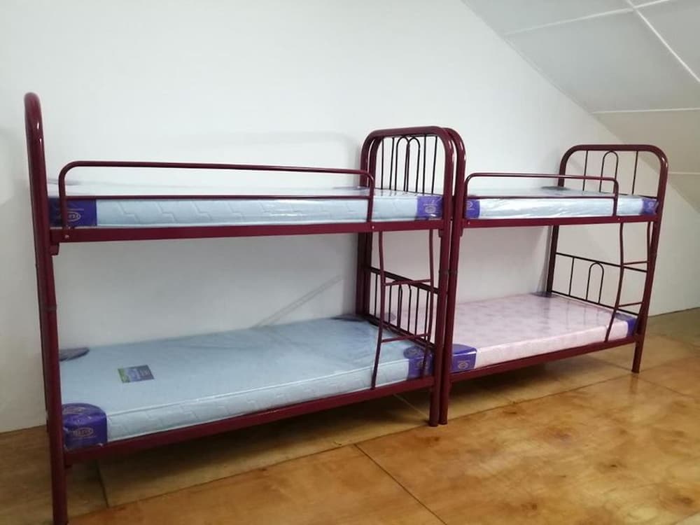 Single Bed in Mixed Dormitory Room With Ac — Kuching — photo 5