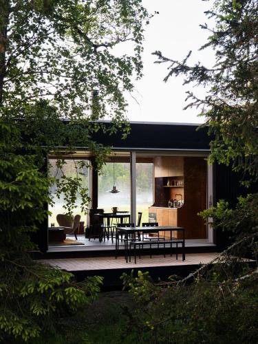 Landet Designer Cabins In The Swedish Archipelago 20213328 — Vagnhaerad