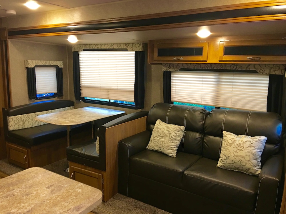 Enduro RV Citrus Valley Resort - photo 41