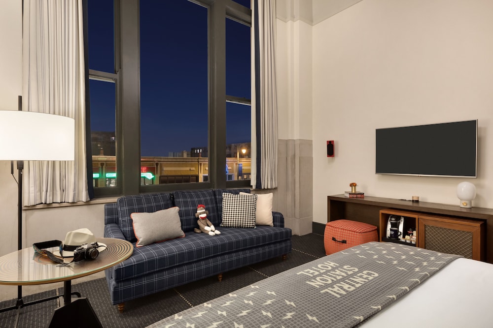 The Central Station Memphis Curio Collection by Hilton - photo 10