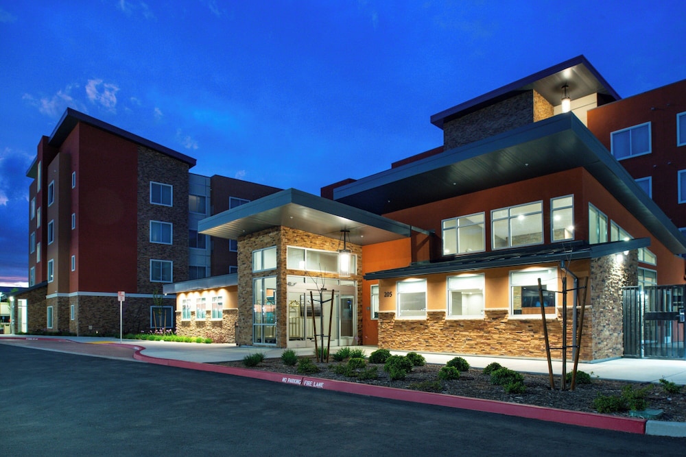 Residence Inn by Marriott Visalia - photo 27