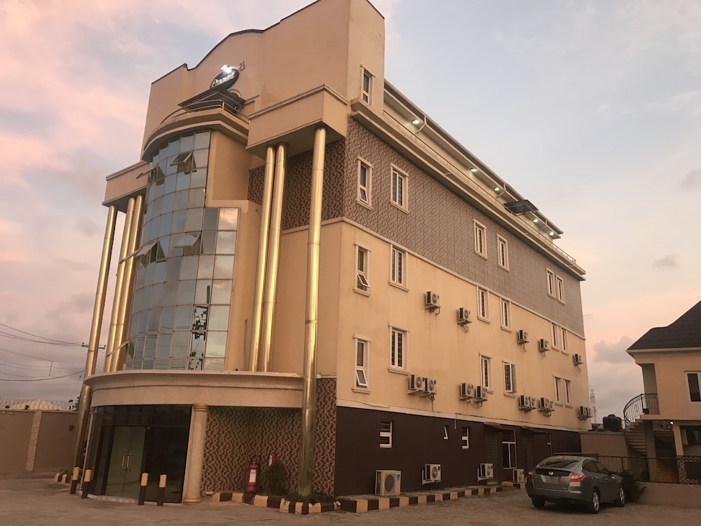 Serena Hotels and Suites - last minute hotel in Lagos
