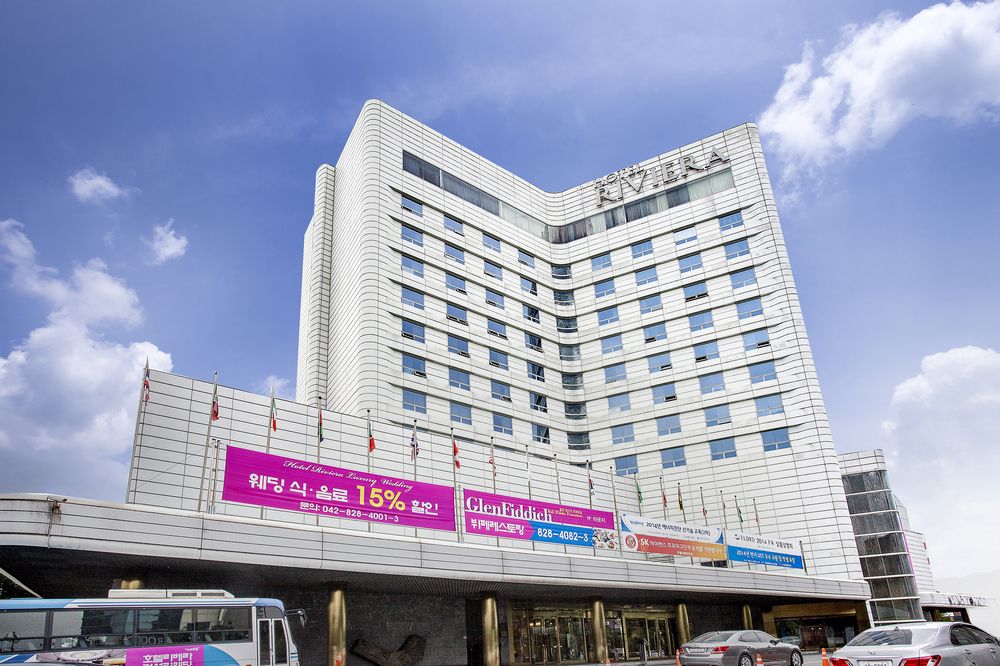 Hotel Riviera Yuseong — 4-Star Luxury Hotel in Daejeon, South Korea