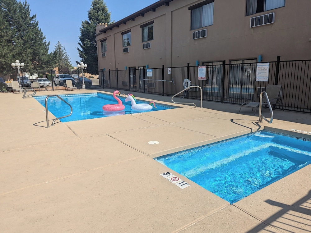 Sagebrush Inn & Suites - photo 77