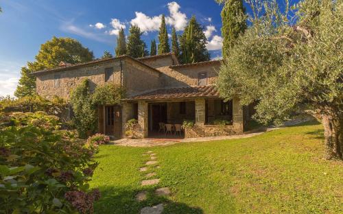 Pozza di Volpaia by Salogi Villas — 4-Star Luxury Hotel in Radda In Chianti, Italy