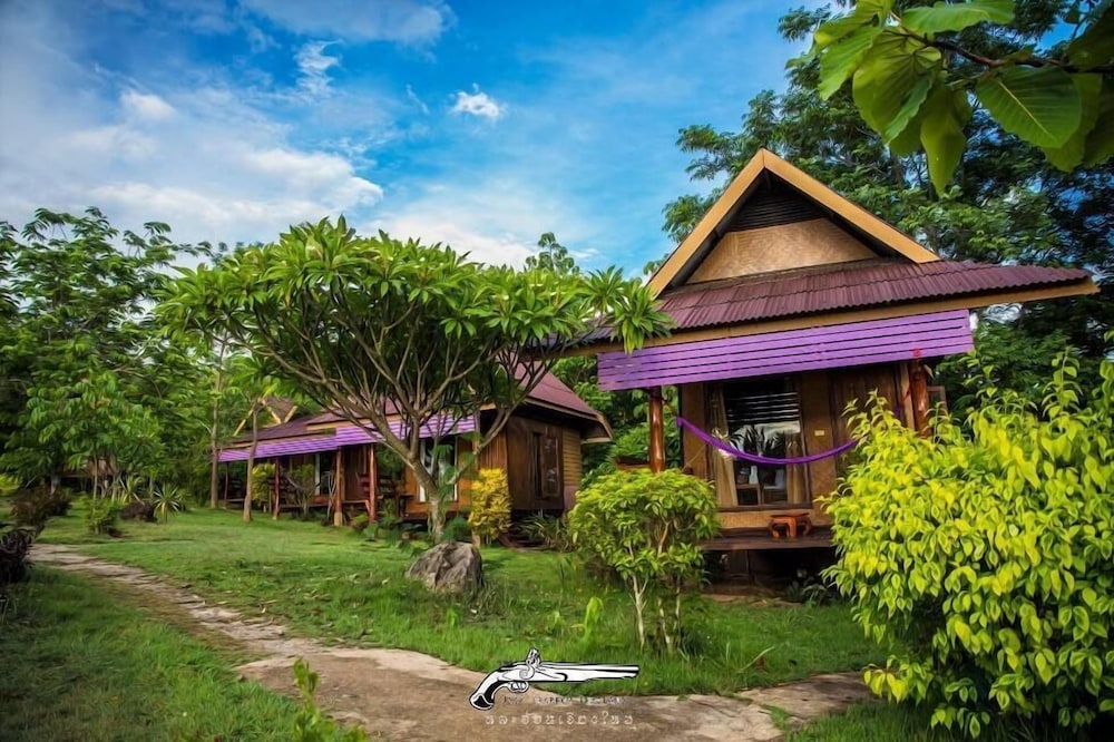 Romantic Time Mountain Resort in Pai, Thailand