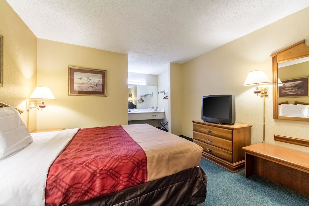 Quality Inn Fayetteville - photo 6