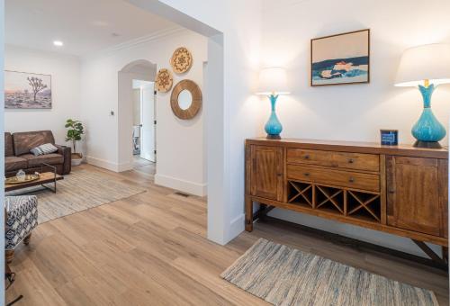 Plush 2 bed apt in Riverside Heights