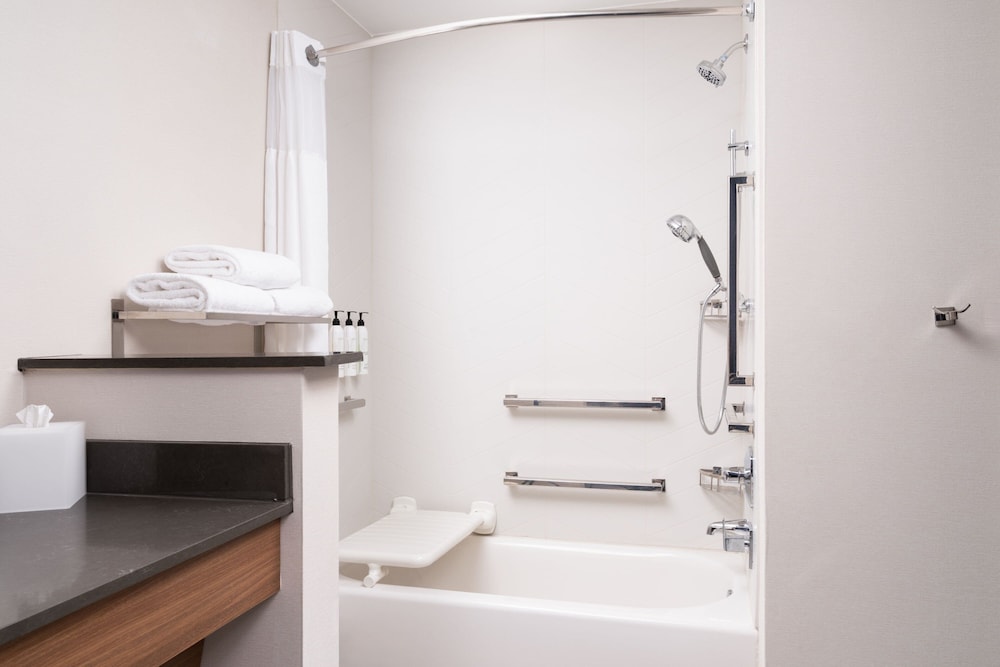 Fairfield by Marriott Inn & Suites Waycross - photo 10