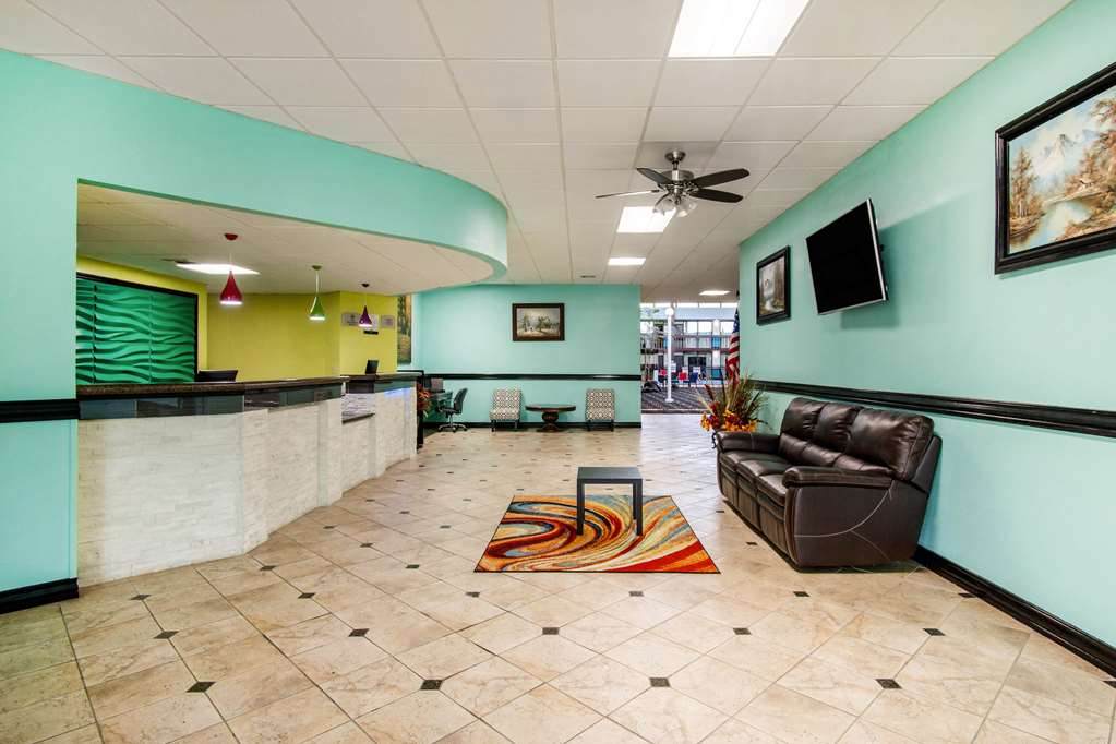 Quality Inn Arkansas City North - photo 5