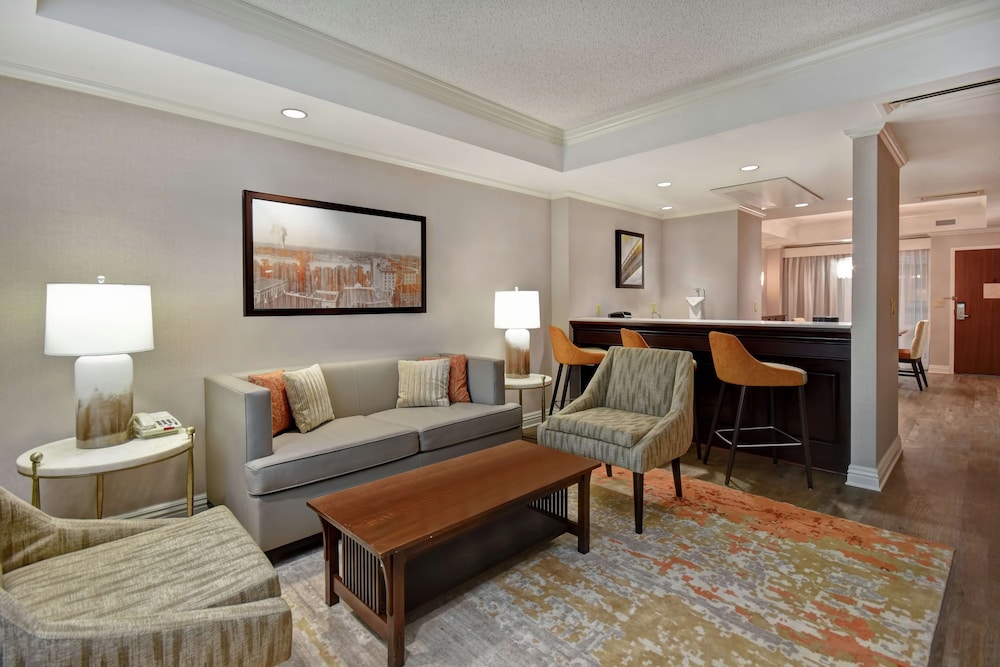 Embassy Suites Little Rock - photo 40