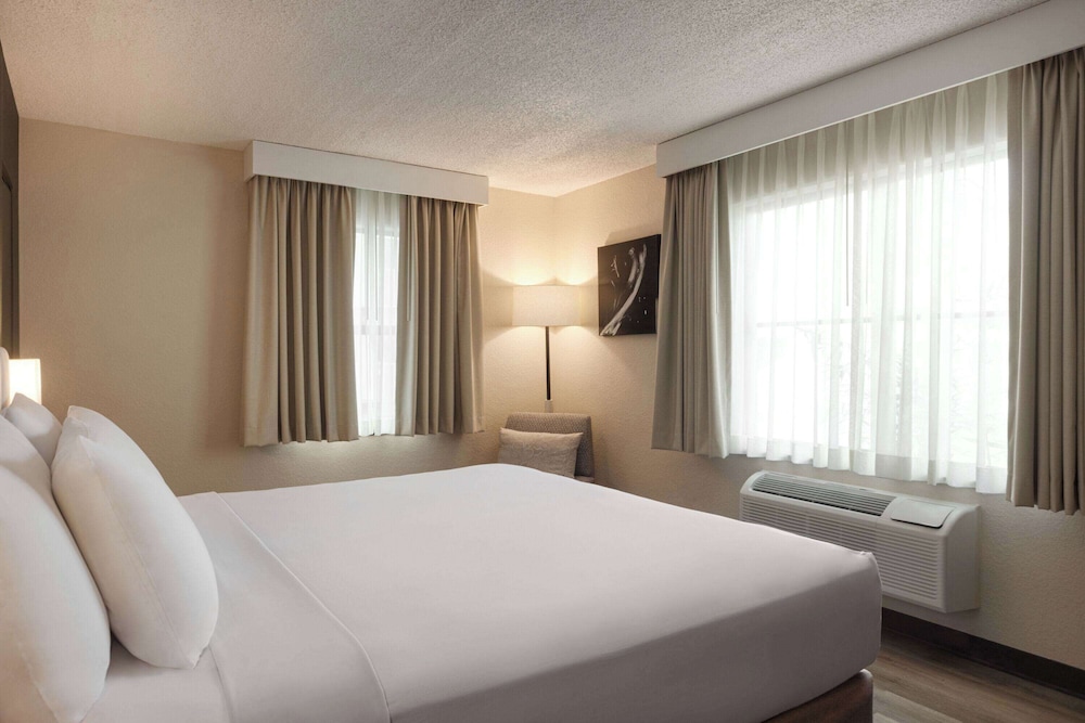 Mai Hana Hotel & Suites International Drive - photo 27