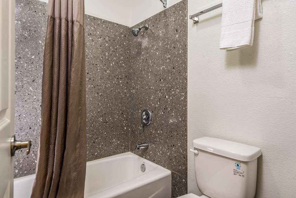 Motel 6 Westley CA - photo 19