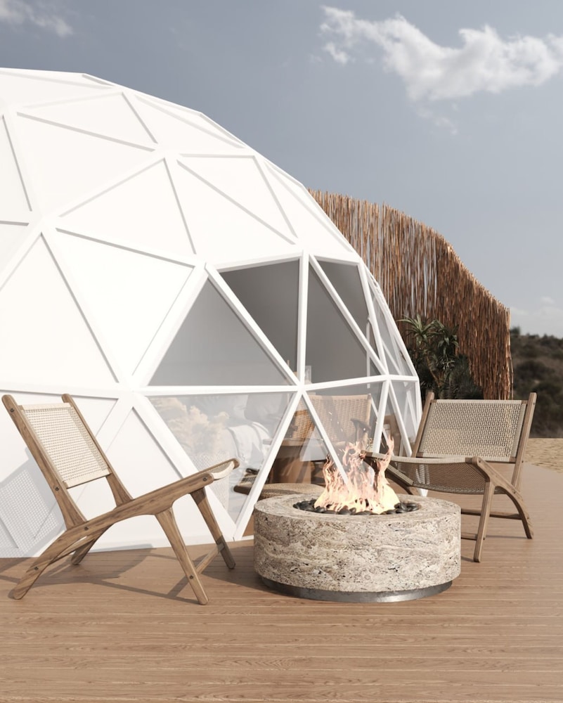 Pura Eco Retreat Jebel Hafit Desert Park in Al Ain City, United Arab Emirates