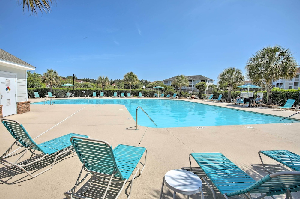Barefoot Resort Condo w Pools & Balcony - photo 19