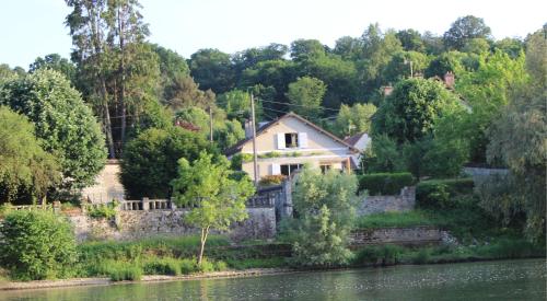 Un Balcon En Foret - last minute hotel in Thomery